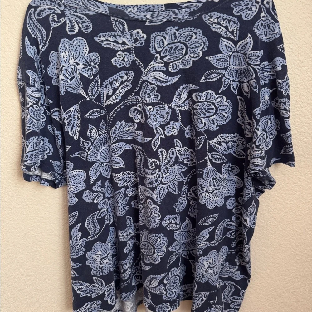 Free People Printed Tshirt - Picture 2 of 2